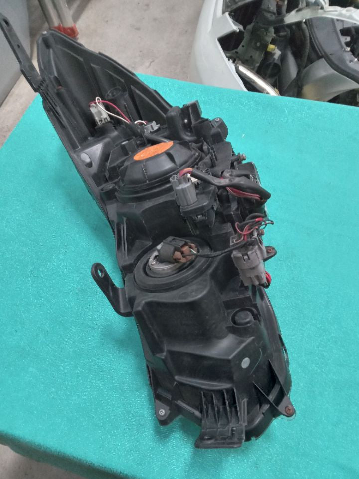 [HEADLIGHT ASSY RH]SUBARU IMPREZA G4 GJ7 2013 FB20 FF AT 4WD #0003249740987