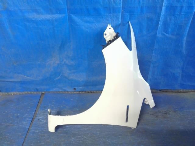 [FENDER LH]HONDA FIT HYBRID GP5 LEB AT 2WD #0BD3253174511