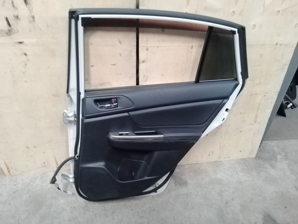 [R DOOR ASSY RH]SUBARU IMPREZA SPORTS GP3 2015 FB16 FF AT 4WD #0003244639389