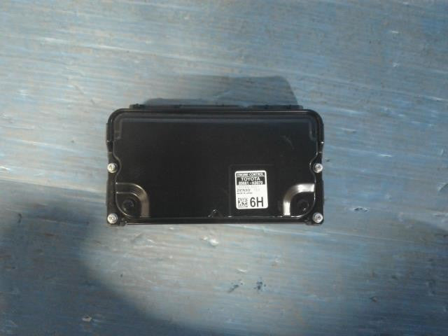 [ENGINE COMPUTER]TOYOTA YARIS MXPH10 M15A-FXE AT 2WD #0BD3253171015