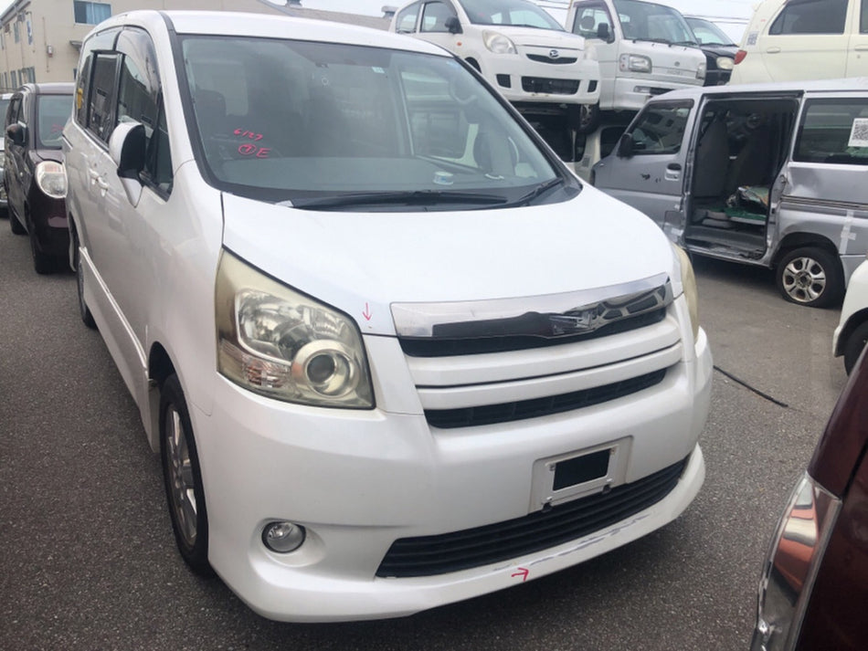 [F BUMPER ASSY]TOYOTA NOAH ZRR70 2007 3ZR-FE FF AT 2WD #0003247706185