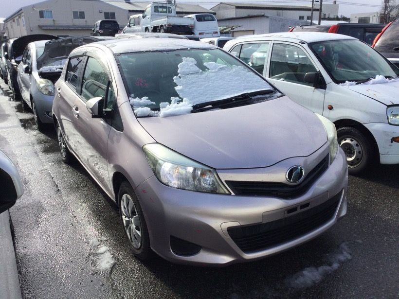 [DASHBOARD]TOYOTA VITZ KSP130 2011 1KR-FE FF AT 2WD #000324C806778