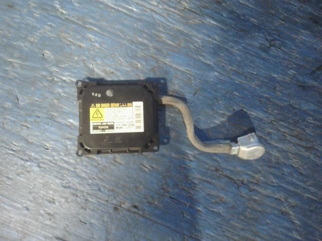 [Light control unit]TOYOTA VOXY AZR60G 1AZ-FSE AT 2WD #0BD3253174351