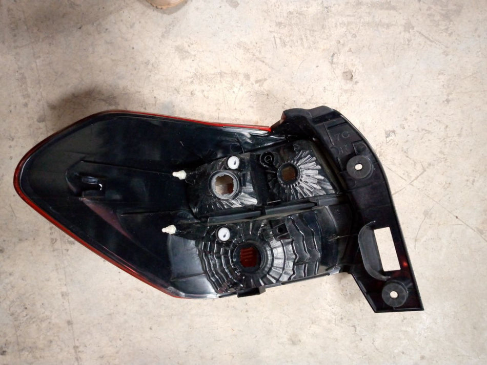 [TAIL LAMP RH]SUBARU IMPREZA GP7 FB20 FF AT 4WD #000322C329257