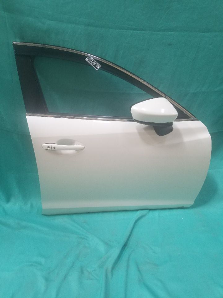 [F DOOR ASSY RH]MAZDA ATENZA WAGON GJEFW 2013 PE-VPR FF AT 2WD #000324A758177