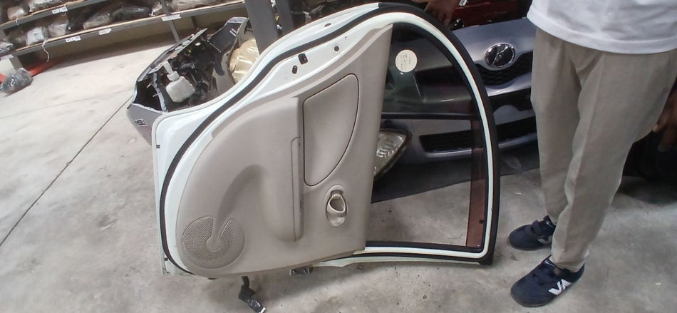 [R DOOR ASSY LH]NISSAN MARCH NK13 2012 HR12DE FF AT 2WD #000323C565039