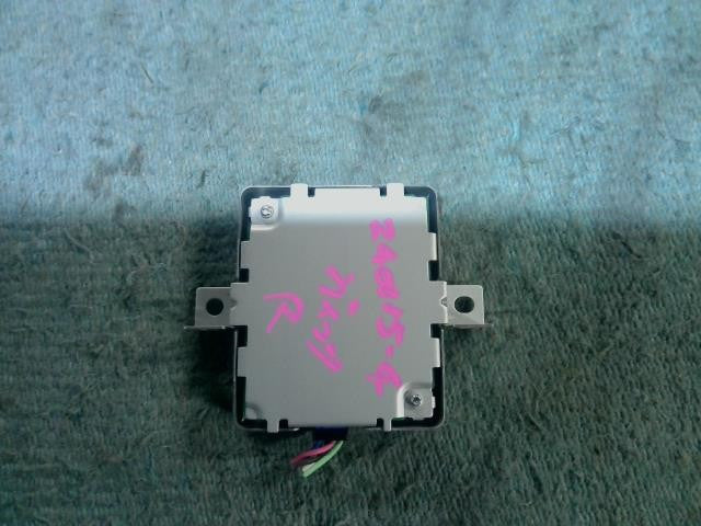 [Light control unit]TOYOTA VITZ NSP130 1NR-FKE AT 2WD #0BD3253174623