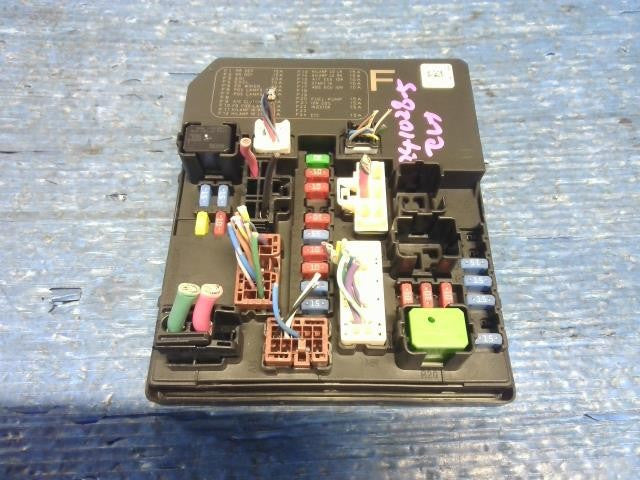 [FUSE BOX]NISSAN SERENA HFC26 MR20DD AT 2WD #0BD3253183072