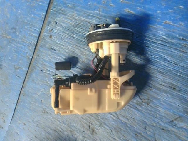 [FUEL PUMP]HONDA STEPWAGON RK1 R20A AT 2WD #0BD3253174431