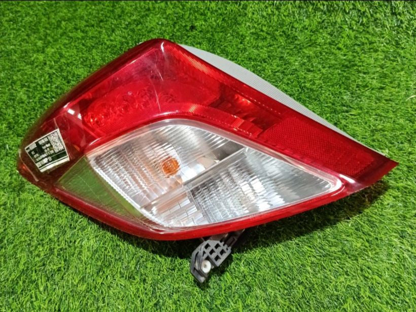 [TAIL LAMP LH]TOYOTA VITZ KSP130 2014 1KR-FE FF AT 2WD #0003253856892