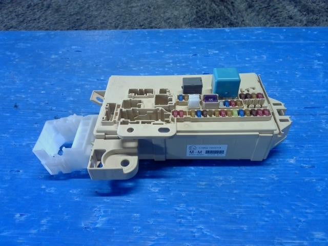 [FUSE BOX]DAIHATSU MIRA e:S LA300S KF AT 2WD #0BD3253173097