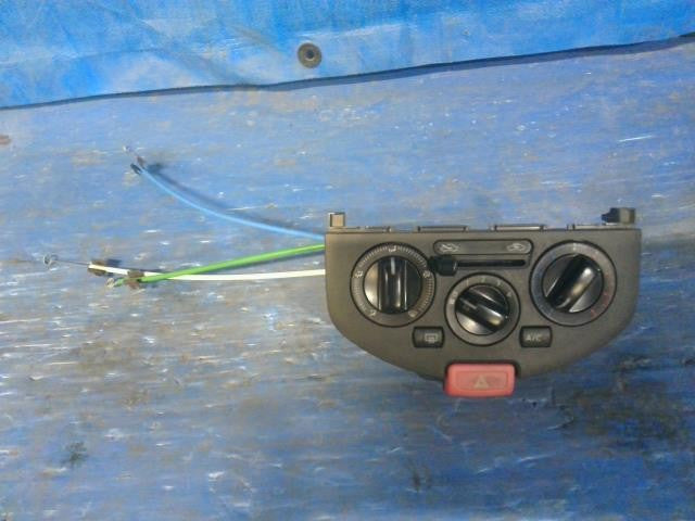 [AIR CONDITIONER PANEL]NISSAN ＡＤ VY12 HR15DE AT 2WD #0BD3253180710