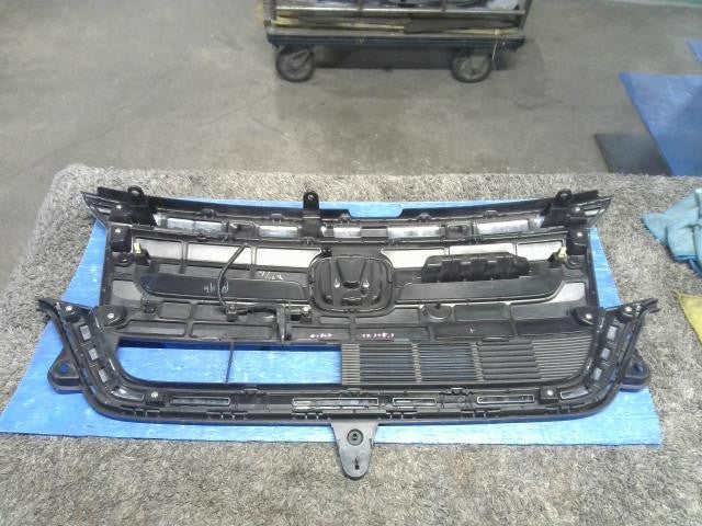 [GRILLE]HONDA N BOX JF3 S07B AT 2WD #0BD3253177014