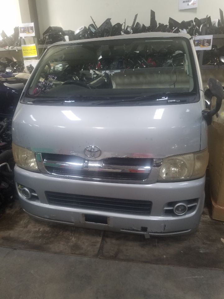 [FACE CUT]TOYOTA REGIUS ACE VAN KDH205 2006 2KD-FTV FR AT 4WD #0003248730209