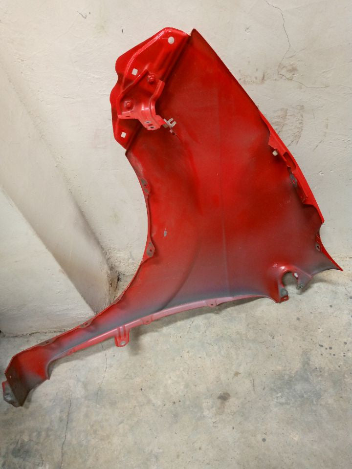 [FENDER RH]TOYOTA SPADE NCP141 2013 1NZ-FE FF AT 2WD #0003242596170