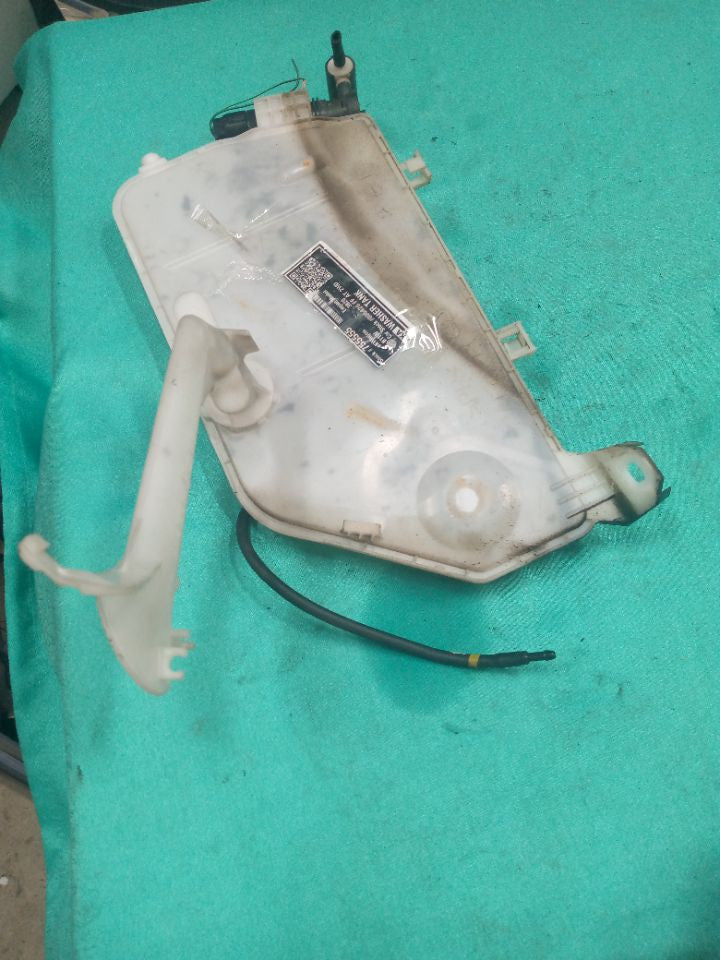 [WASHER TANK]MITSUBISHI eKWagon B11W 3B20 FF AT 2WD #000324A755555
