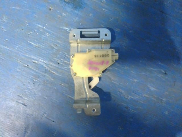 [Trunk back lock solenoid]HONDA ACTY VAN HH6 E07Z MT 4WD #0BD3253178822