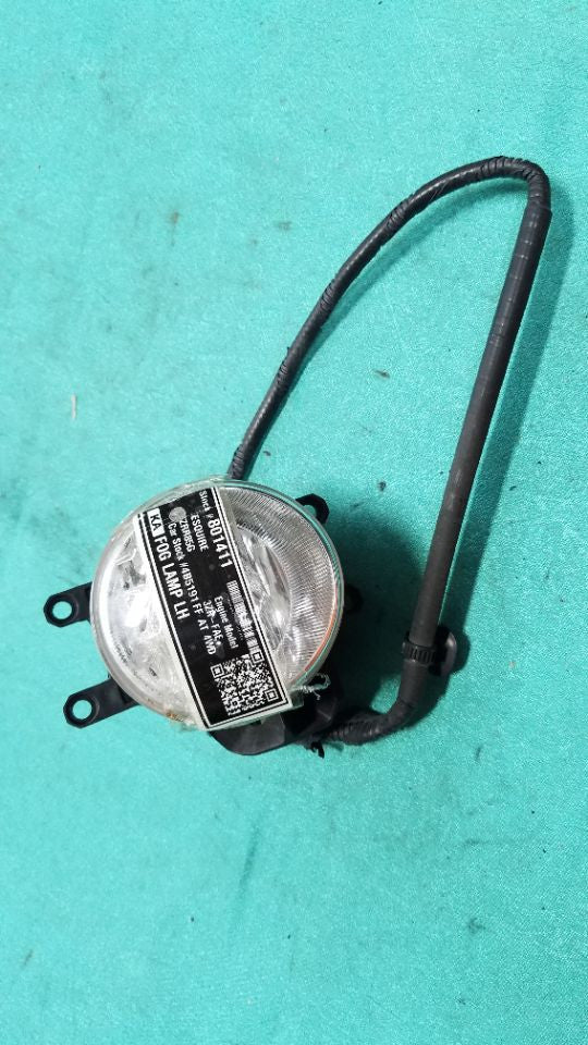 [FOG LAMP LH]TOYOTA ESQUIRE ZRR85G 2015 3ZR-FAE FF AT 4WD #000324C801411