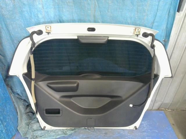 [REAR GATE]HONDA FIT HYBRID GP1 LDA AT 2WD #0BD3253174508