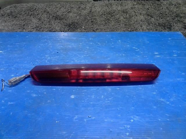 [High mount stop lamp]NISSAN SERENA CC25 MR20DE AT 2WD #0BD3253172949