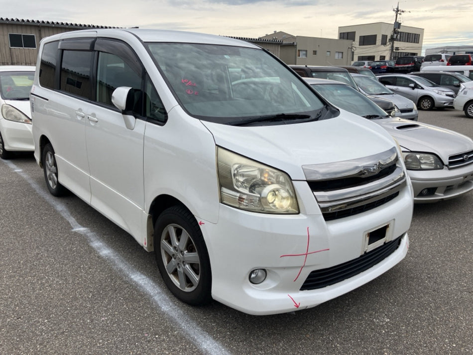 [R BUMPER ASSY]TOYOTA NOAH ZRR70W 2008 3ZR-FE FF AT 2WD #000324A768790