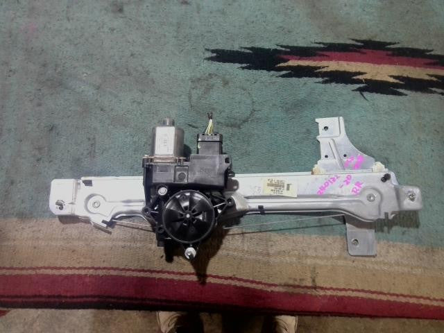[R DOOR REGULATOR RH]PEUGEOT 208 A9HM01 EB2 AT 2WD #0BD3253174739