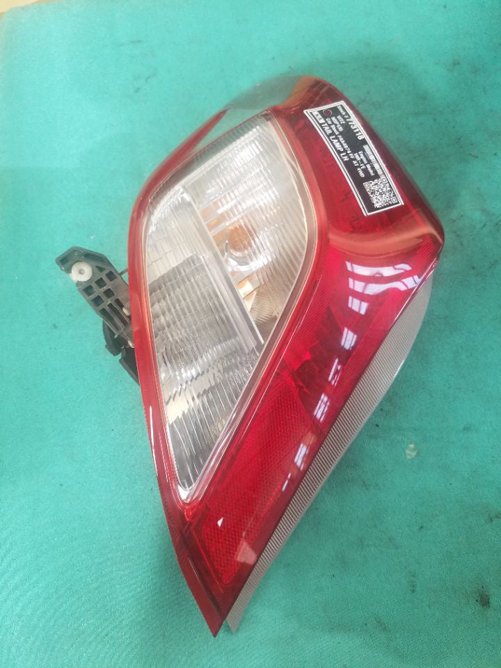 [TAIL LAMP LH]TOYOTA VITZ NSP135 2013 1NR-FE FF AT 4WD #000324B773118