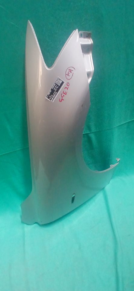 [FENDER RH]LEXUS IS GSE20 2006 4GR-FSE FR AT 2WD #0003246695745