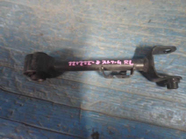 [Upper control arm]HONDA STREAM RN6 R18A AT 2WD #0BD3253172141