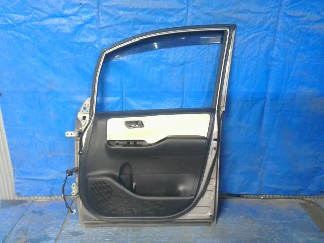 [F DOOR ASSY RH]TOYOTA NOAH ZRR80G 3ZR-FAE AT 2WD #0BD3253174716