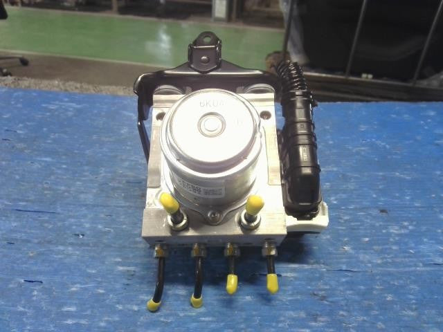 [ABS ACTUATOR]HONDA FIT HYBRID GP5 LEB AT 2WD #0BD3253176696